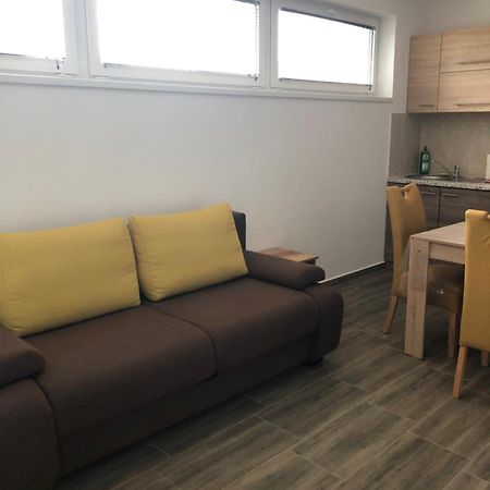 Imre Apartman Hajdúszoboszló Exterior foto