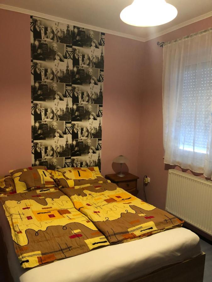 Imre Apartman Hajdúszoboszló Exterior foto