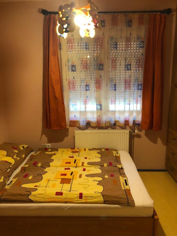 Imre Apartman Hajdúszoboszló Exterior foto