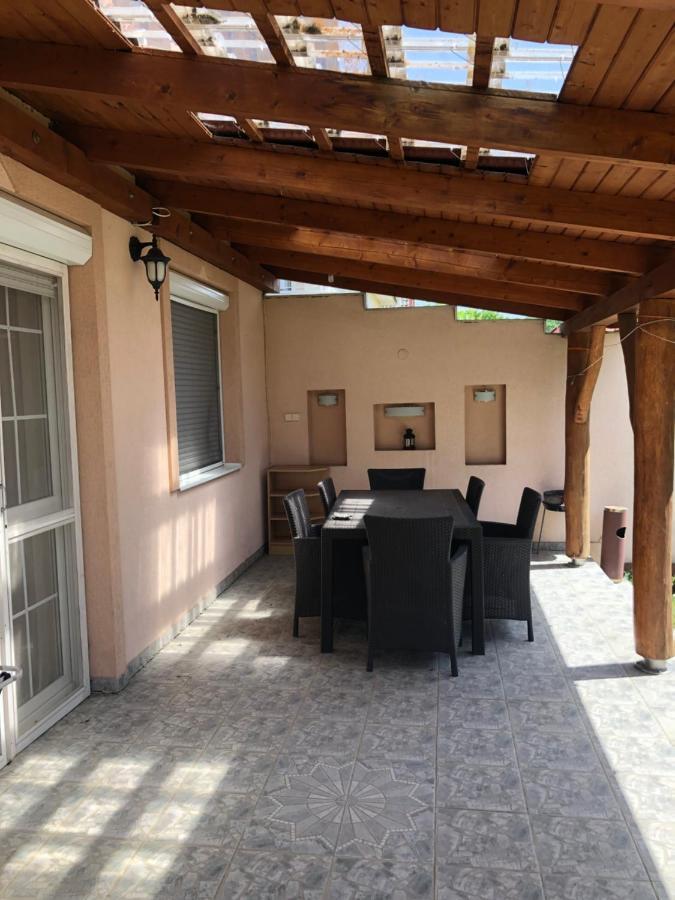 Imre Apartman Hajdúszoboszló Exterior foto