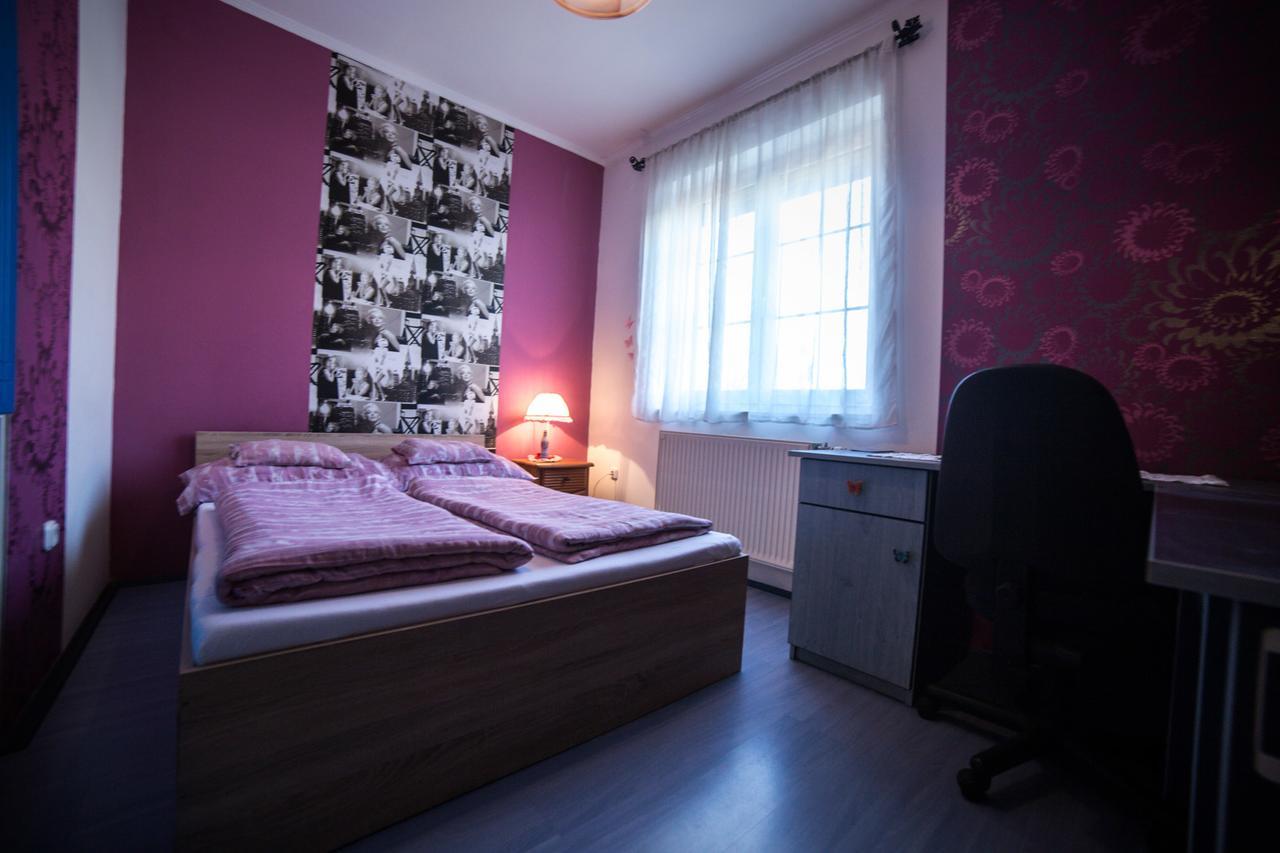 Imre Apartman Hajdúszoboszló Exterior foto